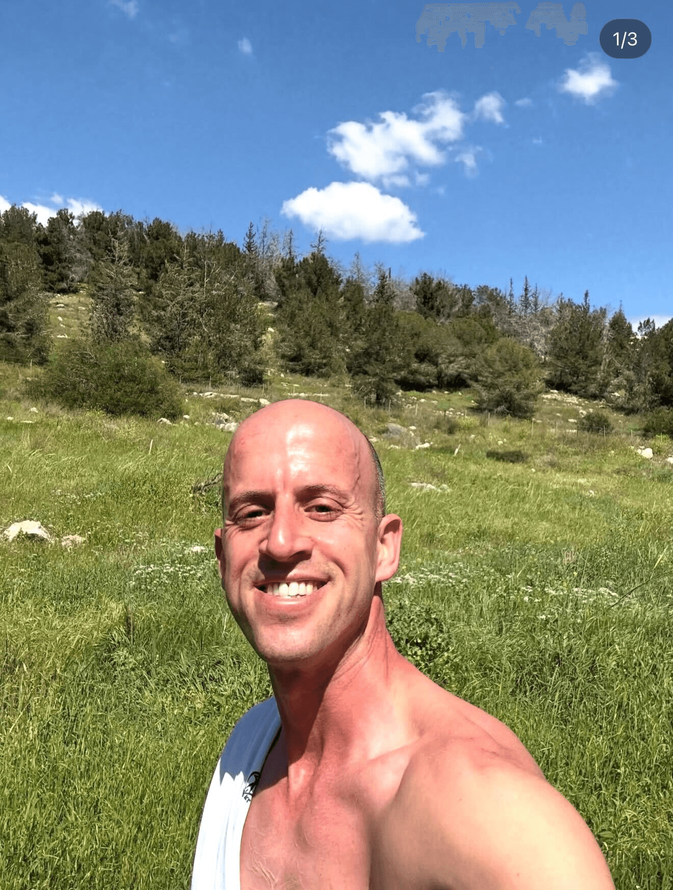 Erez travel moment