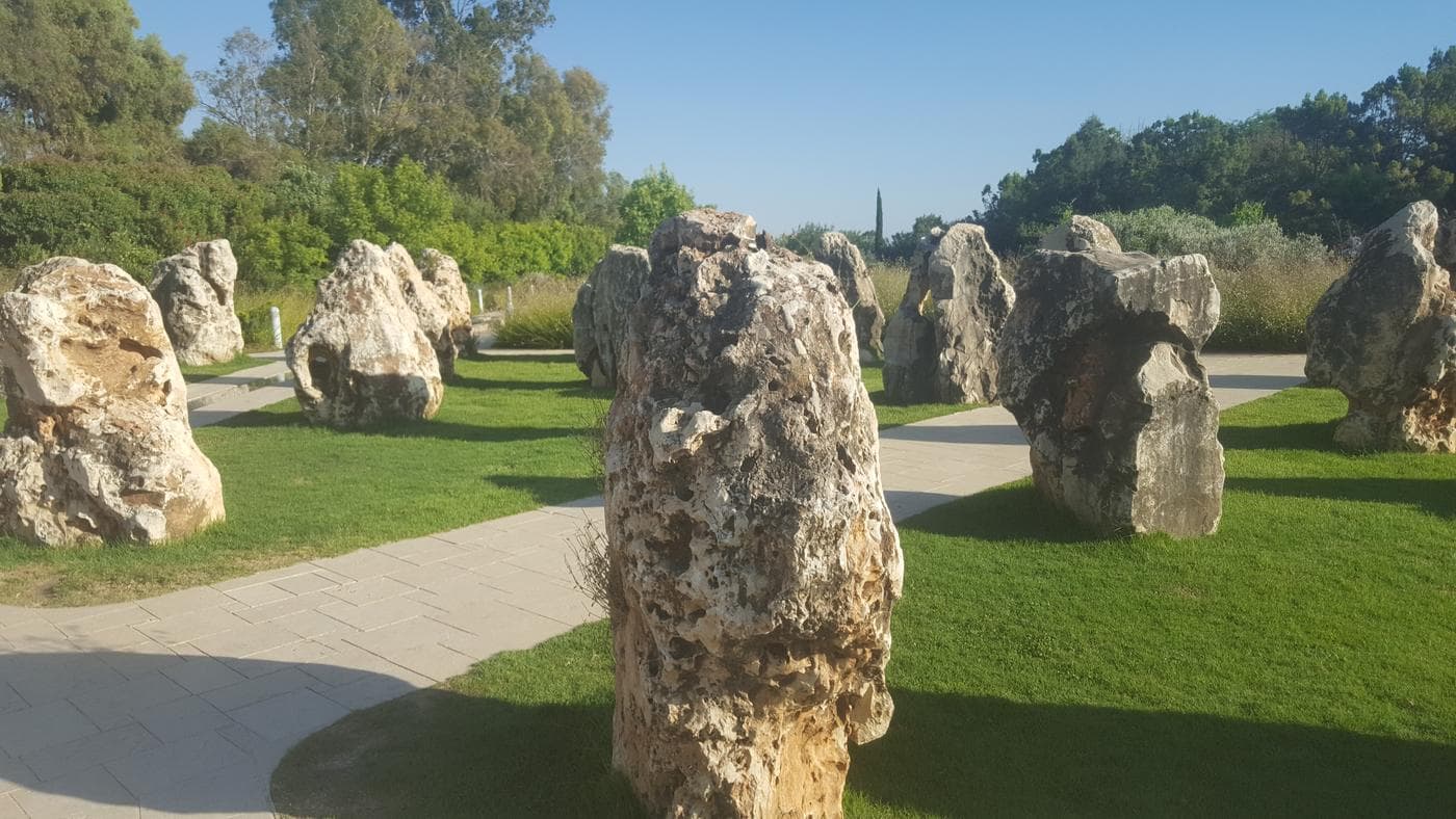 אנדרטת אסון המסוקים